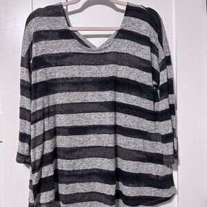 Loramendi Lightweight Dolman 3/4 Sleeve Sweater Black and Grey Striped Size XL